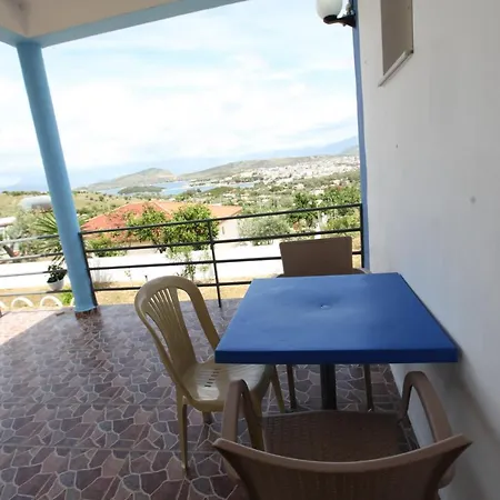 Green Garden Holiday Apartment *