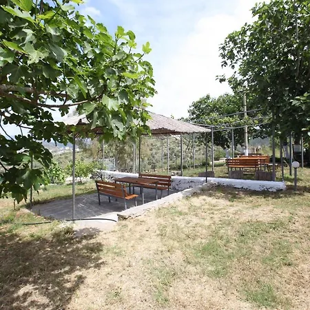 Green Garden Holiday Appartement Ksamil